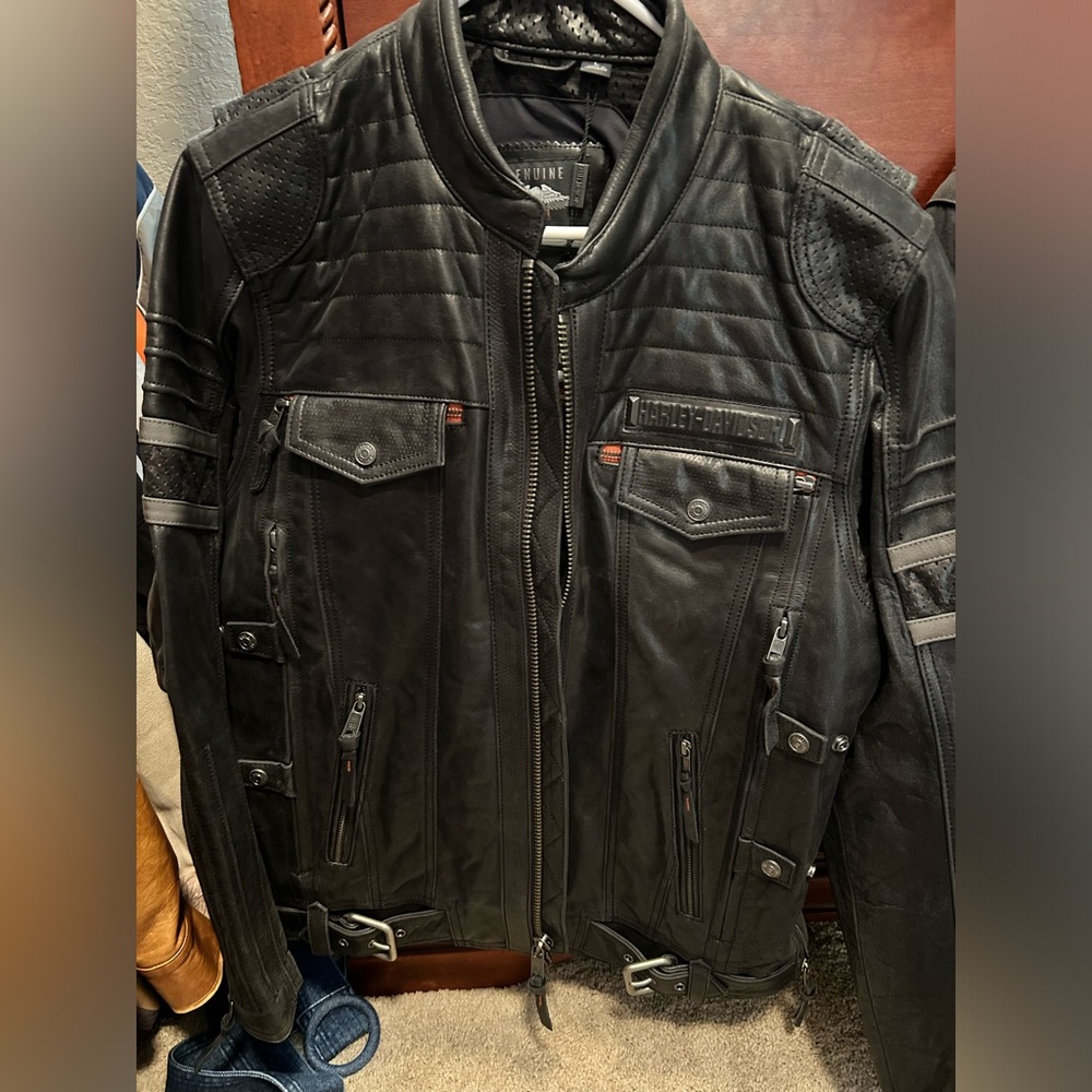 Harley-Davidson Black Bomber Jacket with Quilted Design
